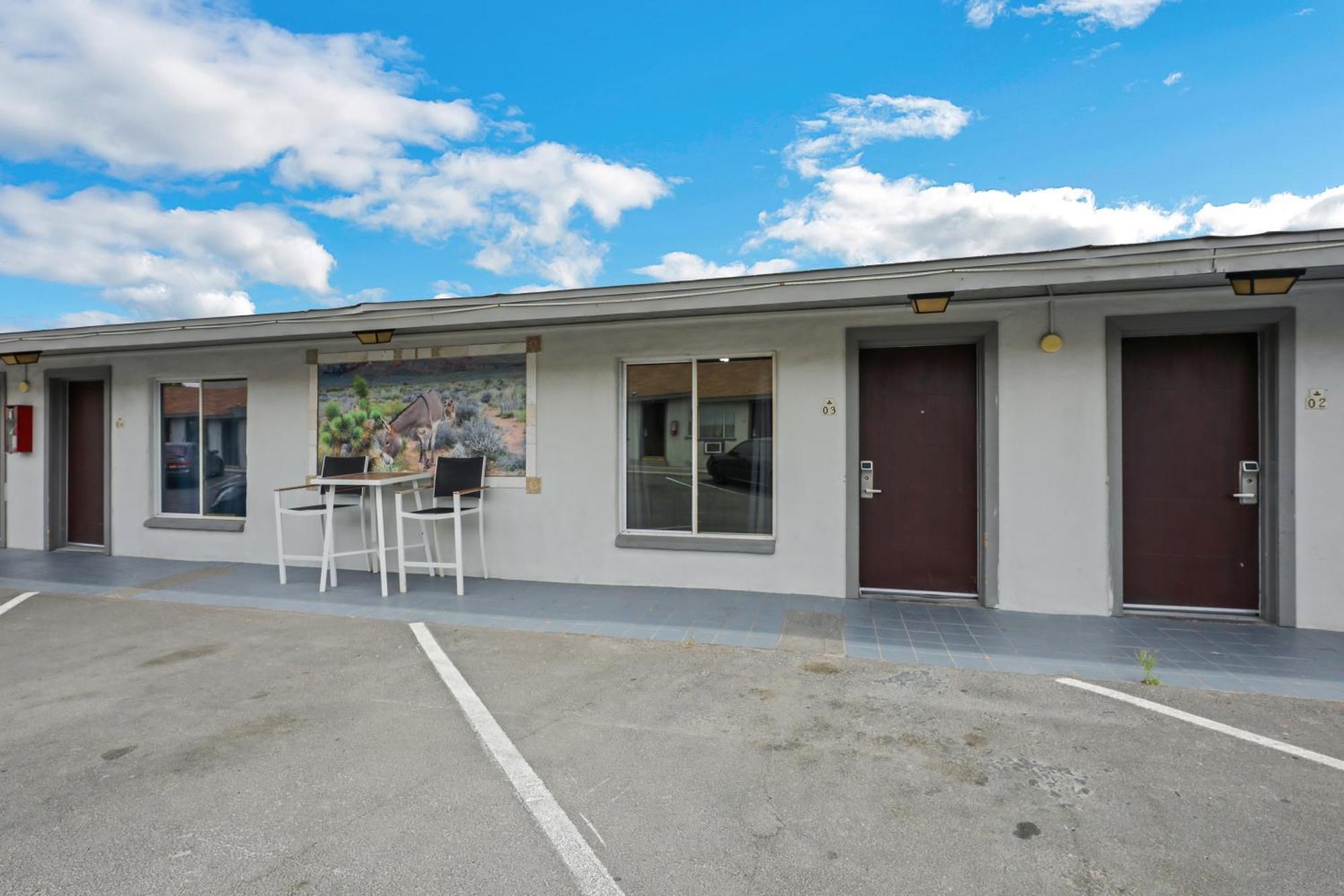 Desert Moon Motel Las Vegas Ngoại thất bức ảnh
