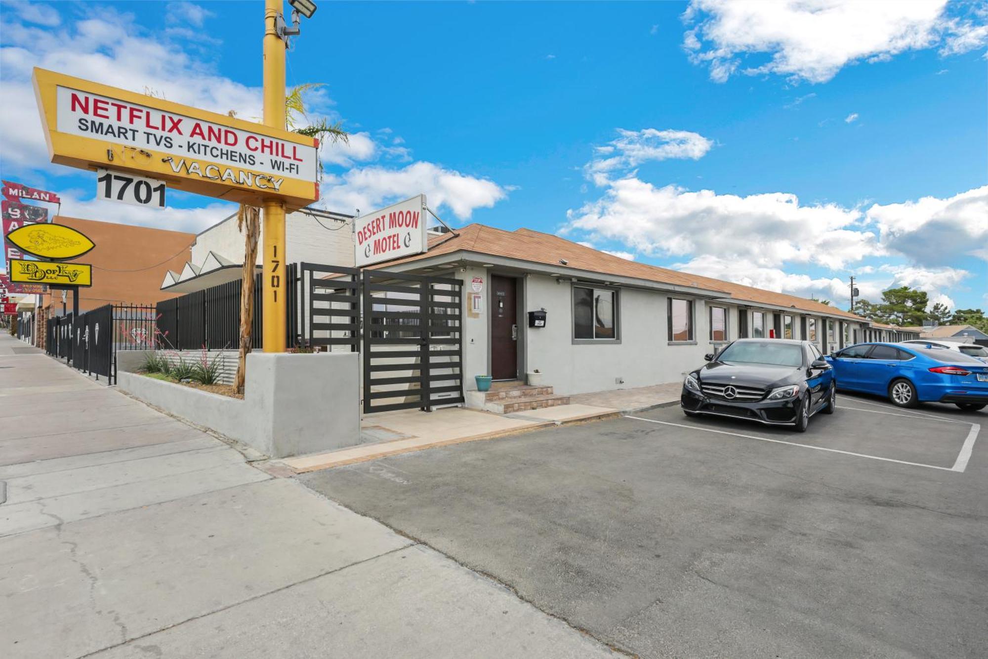 Desert Moon Motel Las Vegas Ngoại thất bức ảnh