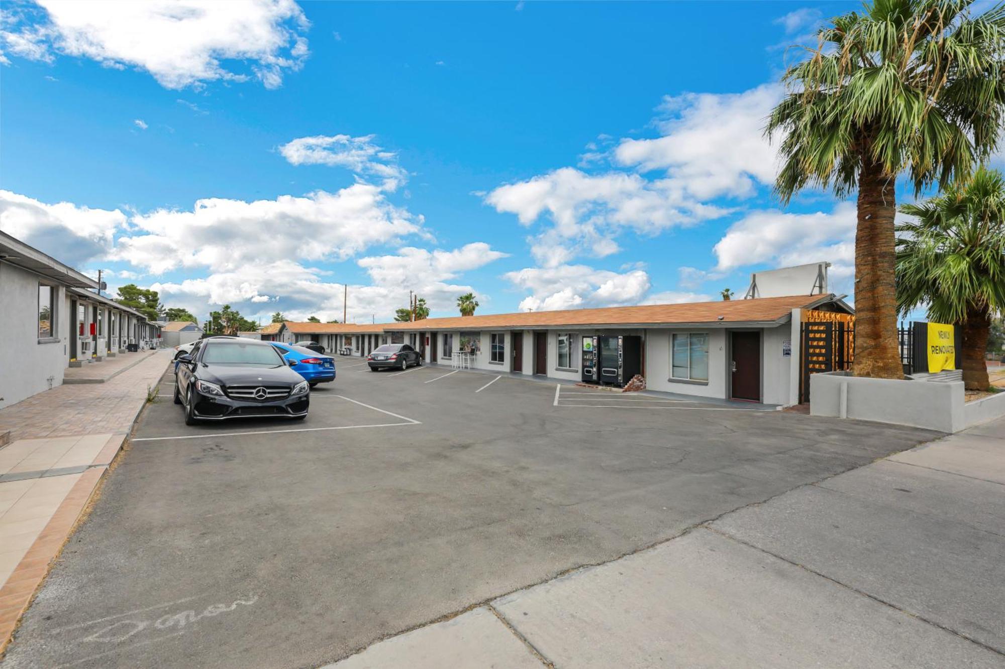 Desert Moon Motel Las Vegas Ngoại thất bức ảnh