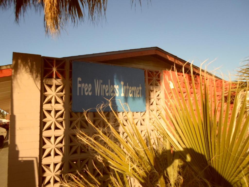Desert Moon Motel Las Vegas Ngoại thất bức ảnh